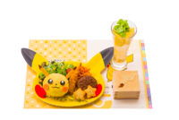 Set di piatti di Pikachu (Pokémon Café Tokyo DX Menù celebrativo seconda edizione Let's Go! 2019).png